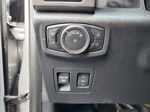 Used 2015 Ford F150 XLT w/ Equipment Group 301A Mid image 14