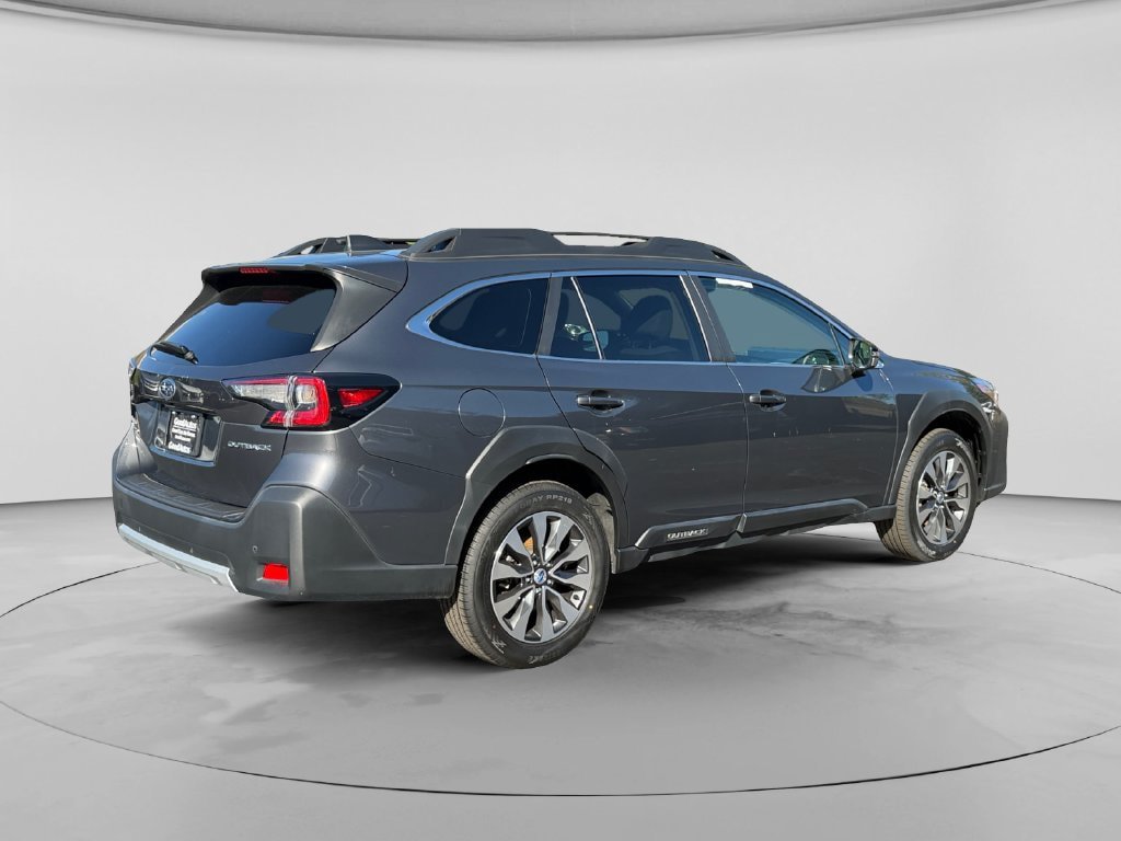 Used 2024 Subaru Outback Limited AWD/4WD image 5