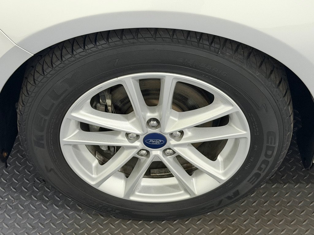 Used 2017 Ford Focus SE FWD image 20