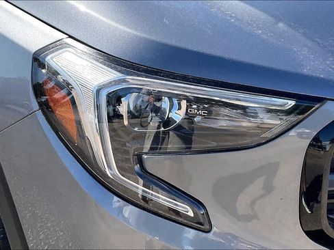 Used 2020 GMC Terrain SLE w/ Driver Convenience Package FWD image 27