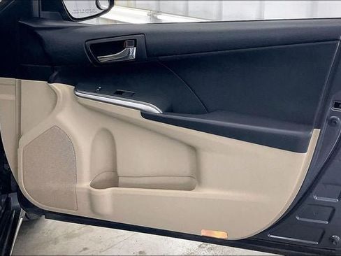 Used 2012 Toyota Camry LE FWD image 21