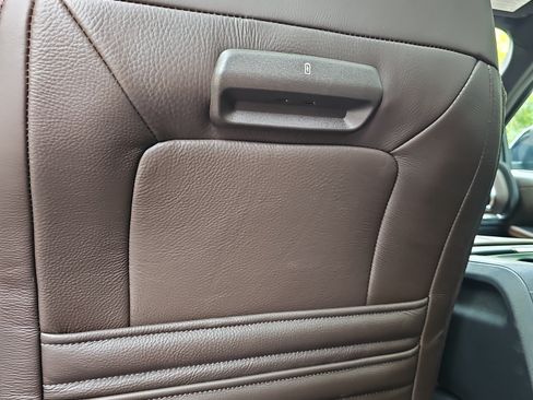 Used 2025 Ford Expedition King Ranch AWD/4WD image 26