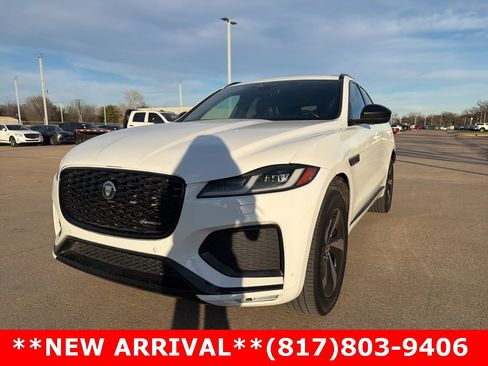 Used 2024 Jaguar F-PACE R-Dynamic S image 1