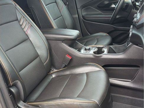 Used 2024 GMC Terrain AT4 w/ Tech Package AWD/4WD image 23