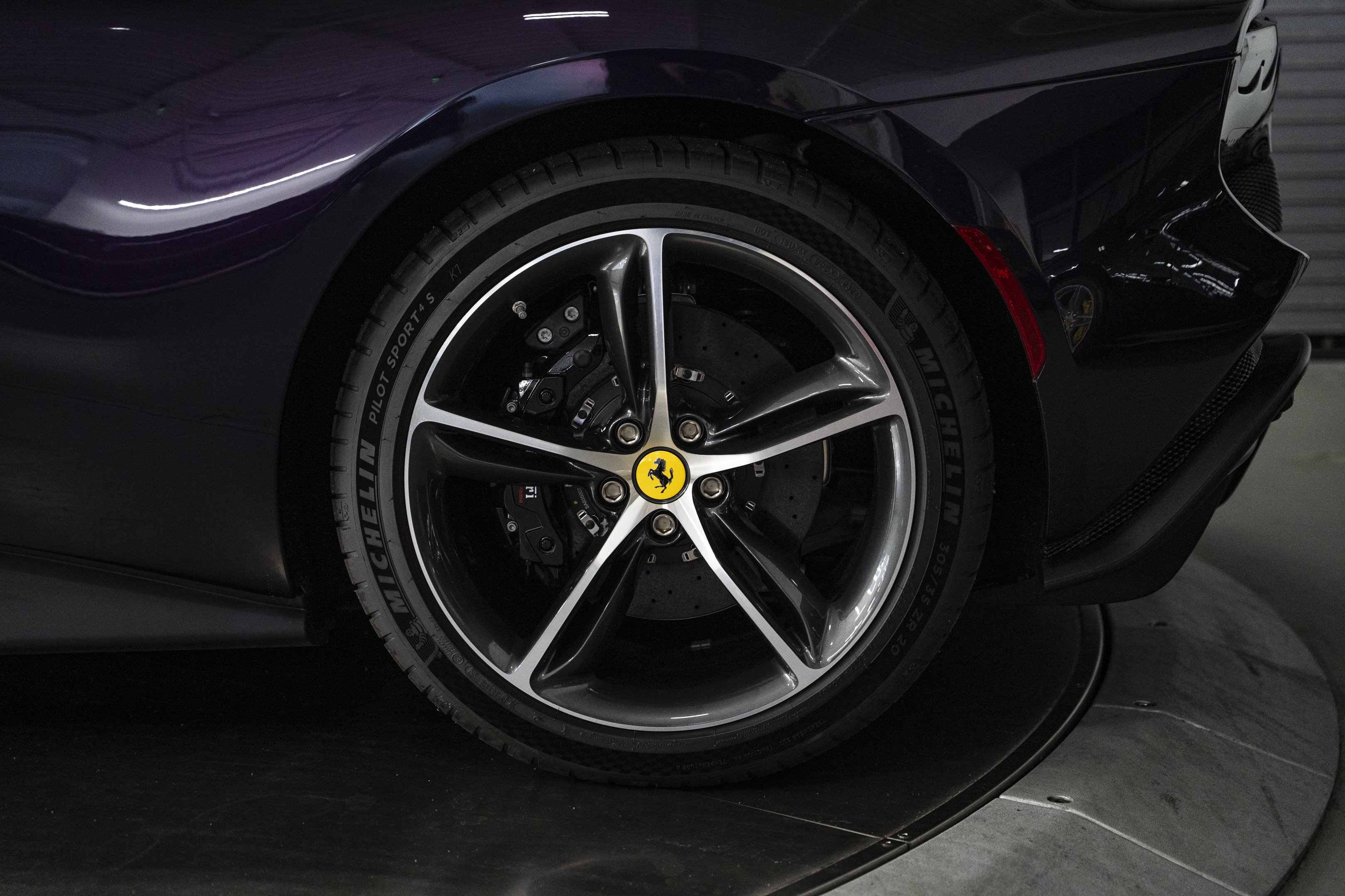 Used 2024 Ferrari 296 GTS RWD image 20
