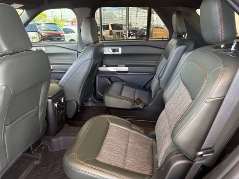 Used 2023 Ford Explorer Timberline w/ Timberline Technology Package AWD/4WD image 16