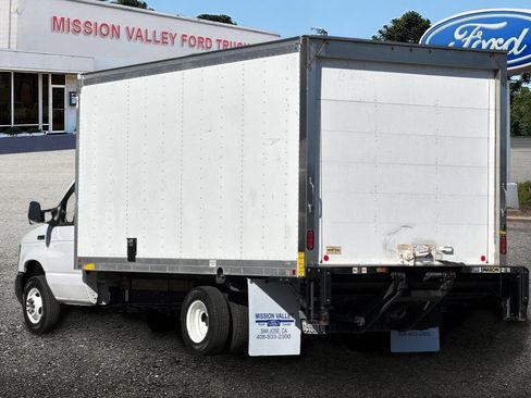 Used 2019 Ford E-450 and Econoline 450 Super Duty w/ Power Windows & Locks Group RWD image 6