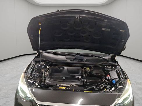 Used 2018 INFINITI QX30 AWD w/ Cargo Package image 9