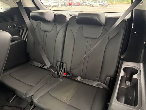 Used 2023 Kia Sorento SX AWD/4WD image 24