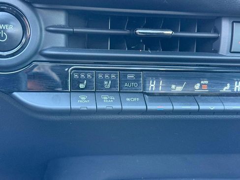 Used 2023 Toyota Crown Platinum image 24