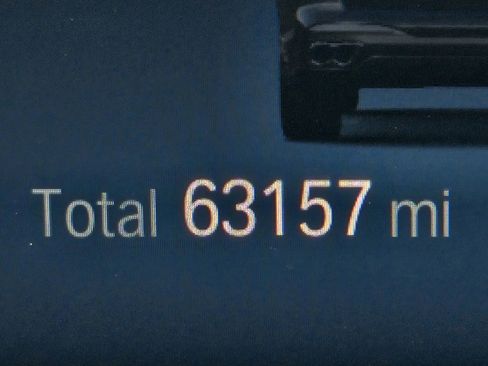 Used 2023 BMW X7 M60i w/ Executive Package image 28