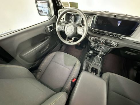 Used 2024 Jeep Wrangler Sport AWD/4WD image 9
