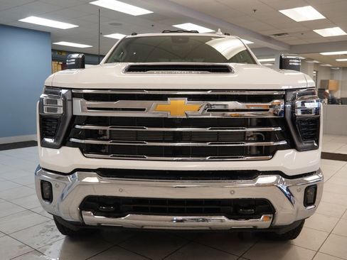 New 2026 Chevrolet Silverado 2500 LTZ w/ LTZ Plus Package image 15