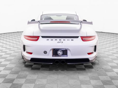 Certified 2015 Porsche 911 GT3 w/ Sound Package Plus RWD image 10