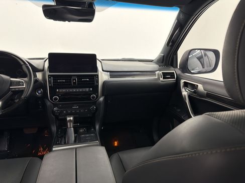 Certified 2023 Lexus GX 460 Premium w/ Accessory Package AWD/4WD image 31