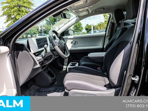 Used 2024 Hyundai Ioniq 5 SEL RWD image 17