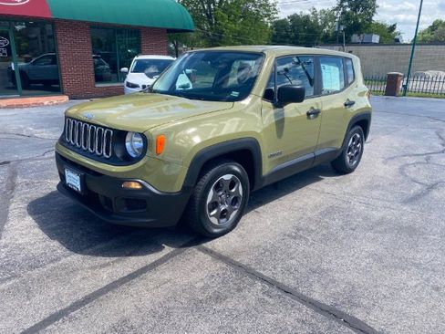 Used 2015 Jeep Renegade Sport w/ Power & Air Group FWD image 1