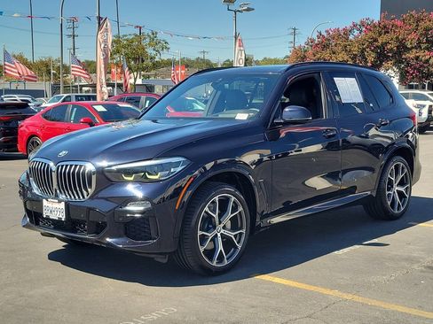 Used 2020 BMW X5 sDrive40i w/ M Sport Package RWD image 2