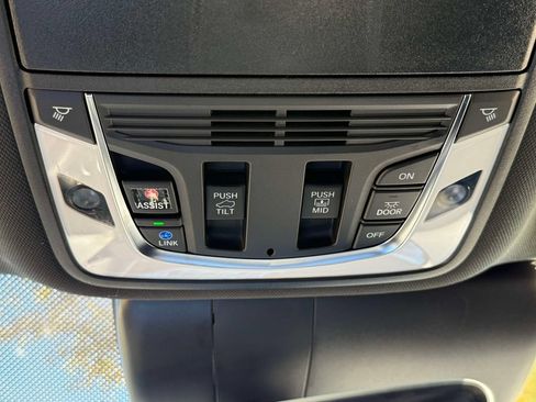 Certified 2025 Acura RDX A-Spec AWD/4WD image 10