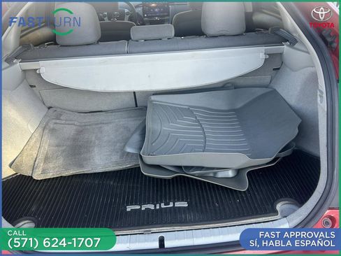 Used 2012 Toyota Prius Three w/ Solar Roof Pkg FWD image 17