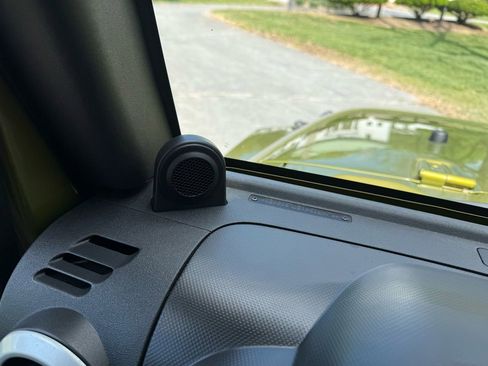 Used 2008 Jeep Wrangler Sahara image 23