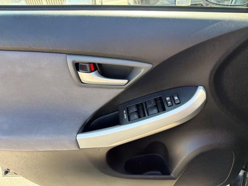 Used 2013 Toyota Prius Three FWD image 16