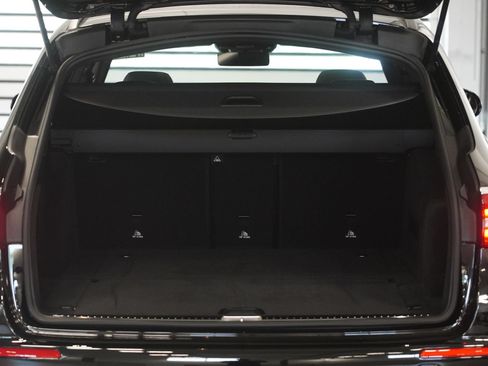 Used 2023 Mercedes-Benz E 63 AMG S image 33