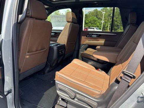 New 2026 Chevrolet Tahoe High Country RWD image 21