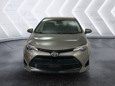 Used 2017 Toyota Corolla LE image 2