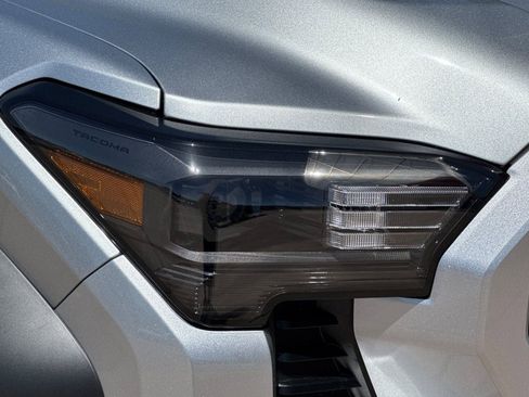 New 2026 Toyota Tacoma TRD Off-Road AWD/4WD image 31