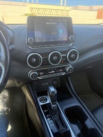 Used 2021 Nissan Sentra SR w/ SR Premium Package FWD image 10