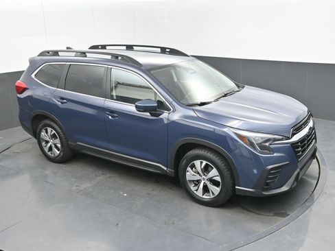 Used 2025 Subaru Ascent Premium AWD/4WD image 27