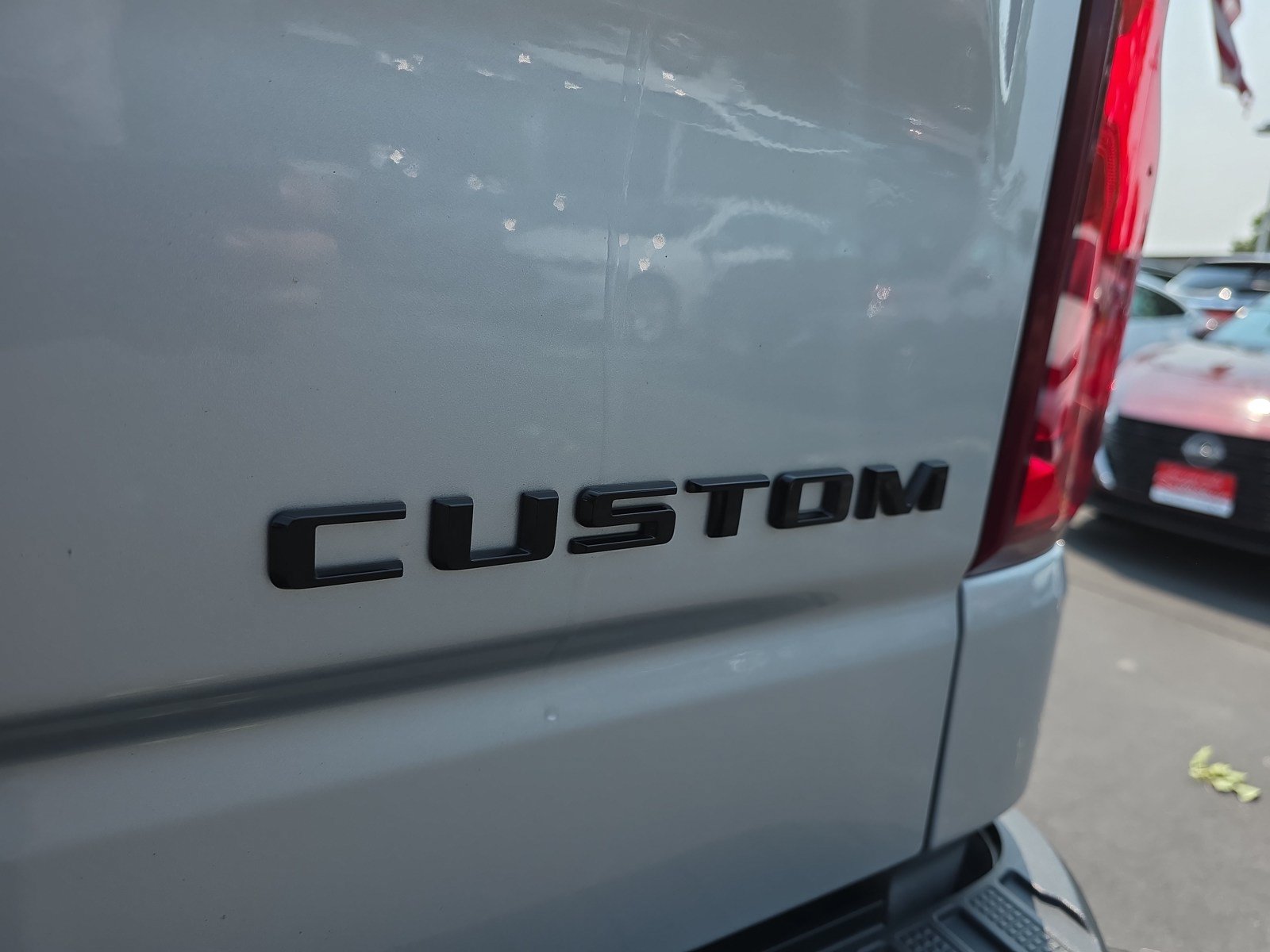 Used 2021 Chevrolet Silverado 1500 Custom w/ LPO, Dark Essentials Package AWD/4WD image 10