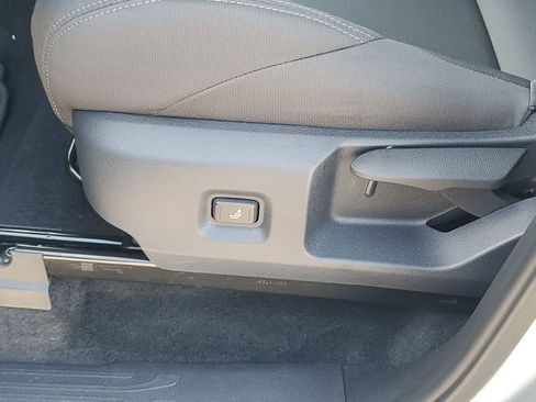 Certified 2025 Toyota Tacoma SR image 29