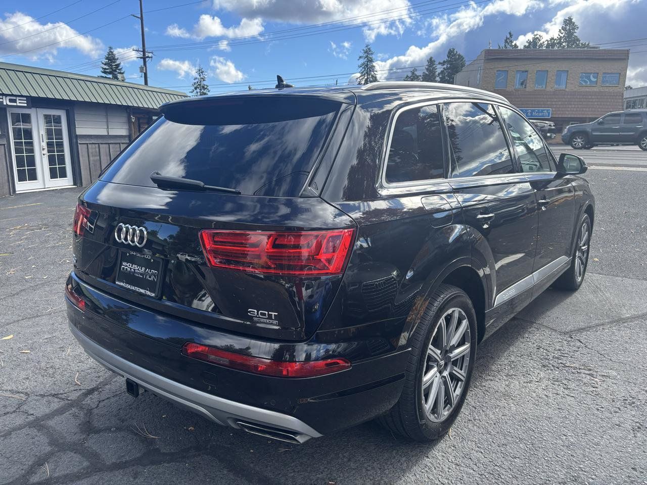 Used 2018 Audi Q7 3.0T Premium Plus w/ Premium Plus Package AWD/4WD image 5