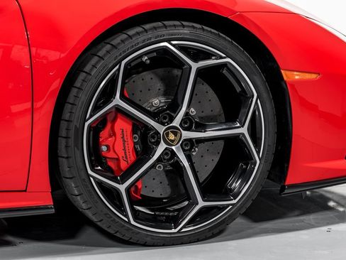 Used 2020 Lamborghini Huracan EVO AWD/4WD image 46