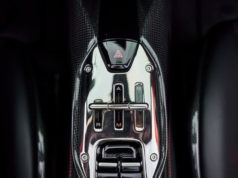 Used 2022 Ferrari SF90 Spider image 62