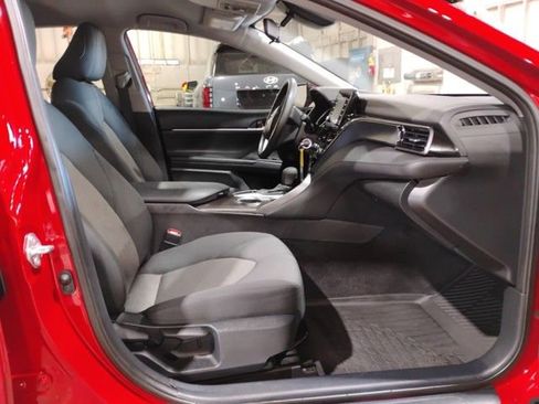 Used 2024 Toyota Camry LE image 12