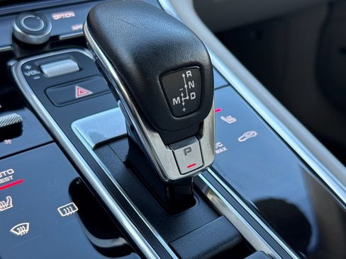 Certified 2017 Porsche Panamera Turbo image 25