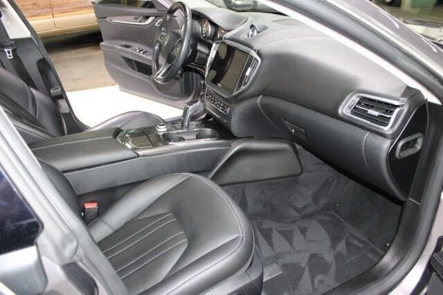 Used 2021 Maserati Ghibli S Q4 AWD/4WD image 8