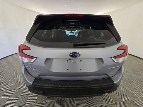 Used 2023 Subaru Forester Limited image 12