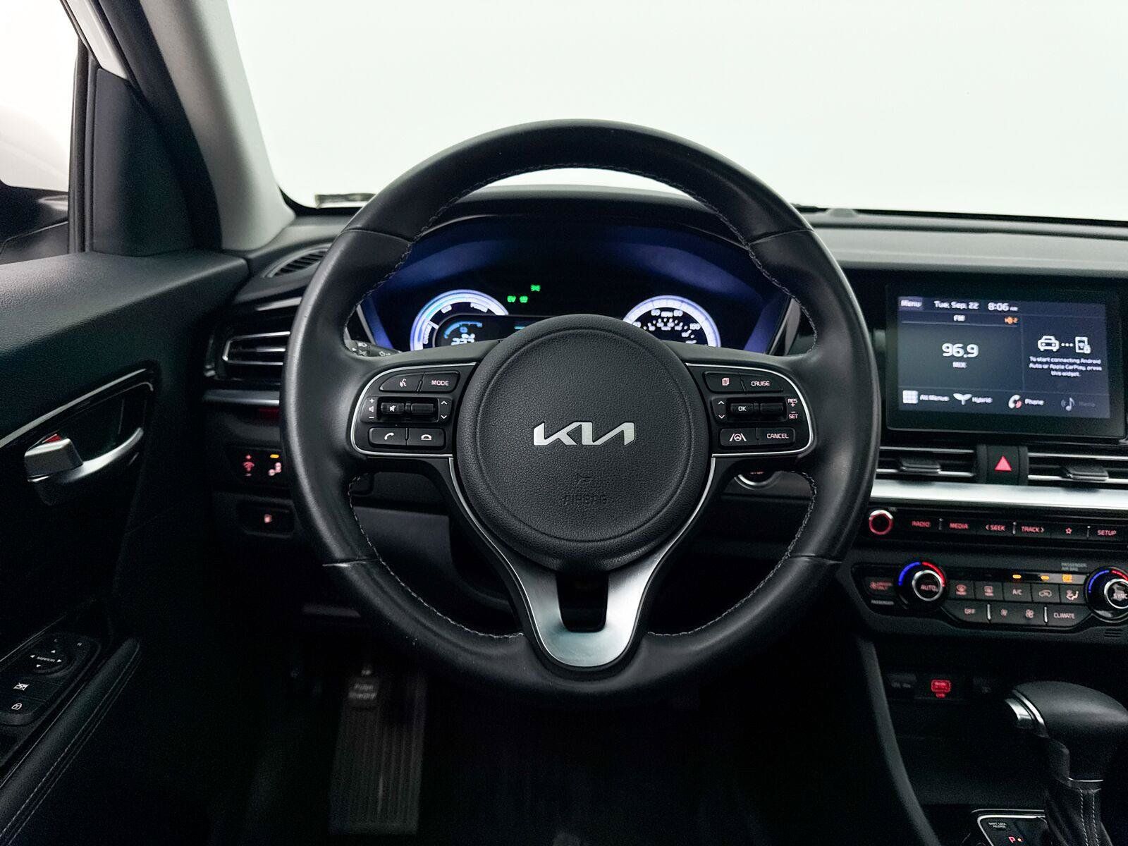Used 2022 Kia Niro LXS FWD image 31