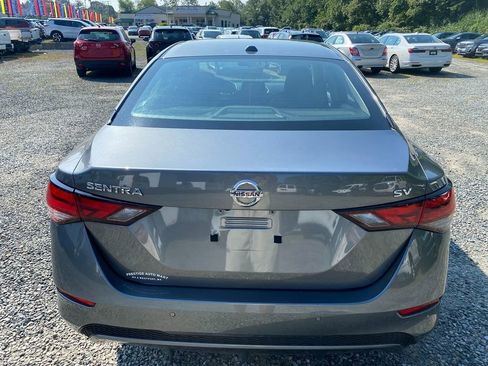 Used 2022 Nissan Sentra SV image 6
