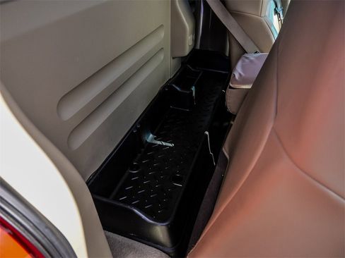 Used 2006 Ford F150 XLT image 16