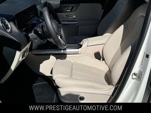 Used 2025 Mercedes-Benz GLA 250 4MATIC image 18