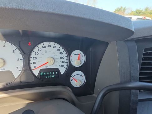 Used 2008 Dodge Ram 1500 Truck ST image 17