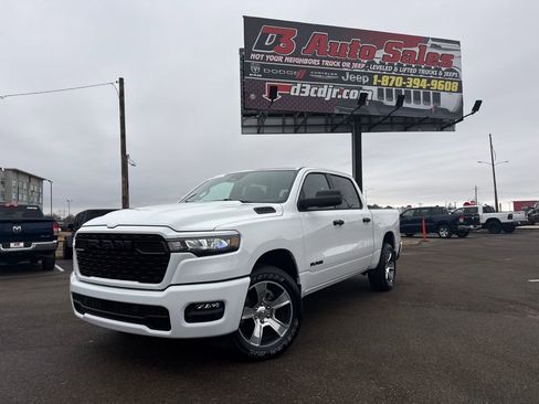 New 2026 RAM 1500 Express AWD/4WD image 5