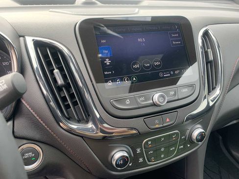 Certified 2024 Chevrolet Equinox RS w/ RS Leather Package image 13