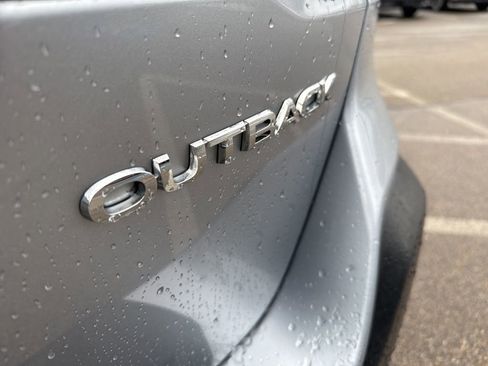 Used 2024 Subaru Outback Limited image 26