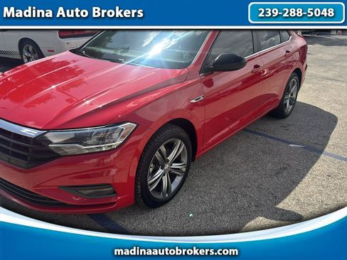 Used 2019 Volkswagen Jetta R-Line FWD image 1